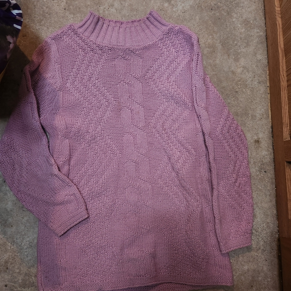 Knit sweater